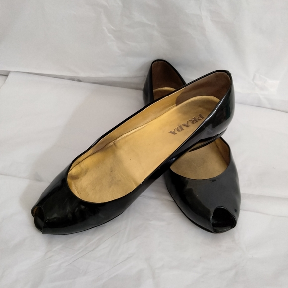 Prada classic Black Patent Leather Peep Toe Ballet Flats as 38.5 - Picture 6 of 16